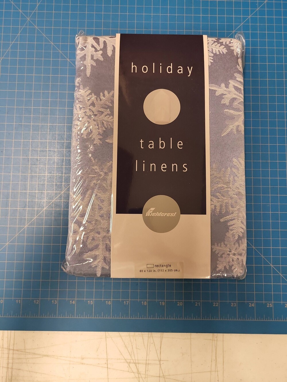 Fieldcrest Holiday Table Linen 60x120 Rectangle Blue Silver Snowflake Tablecloth